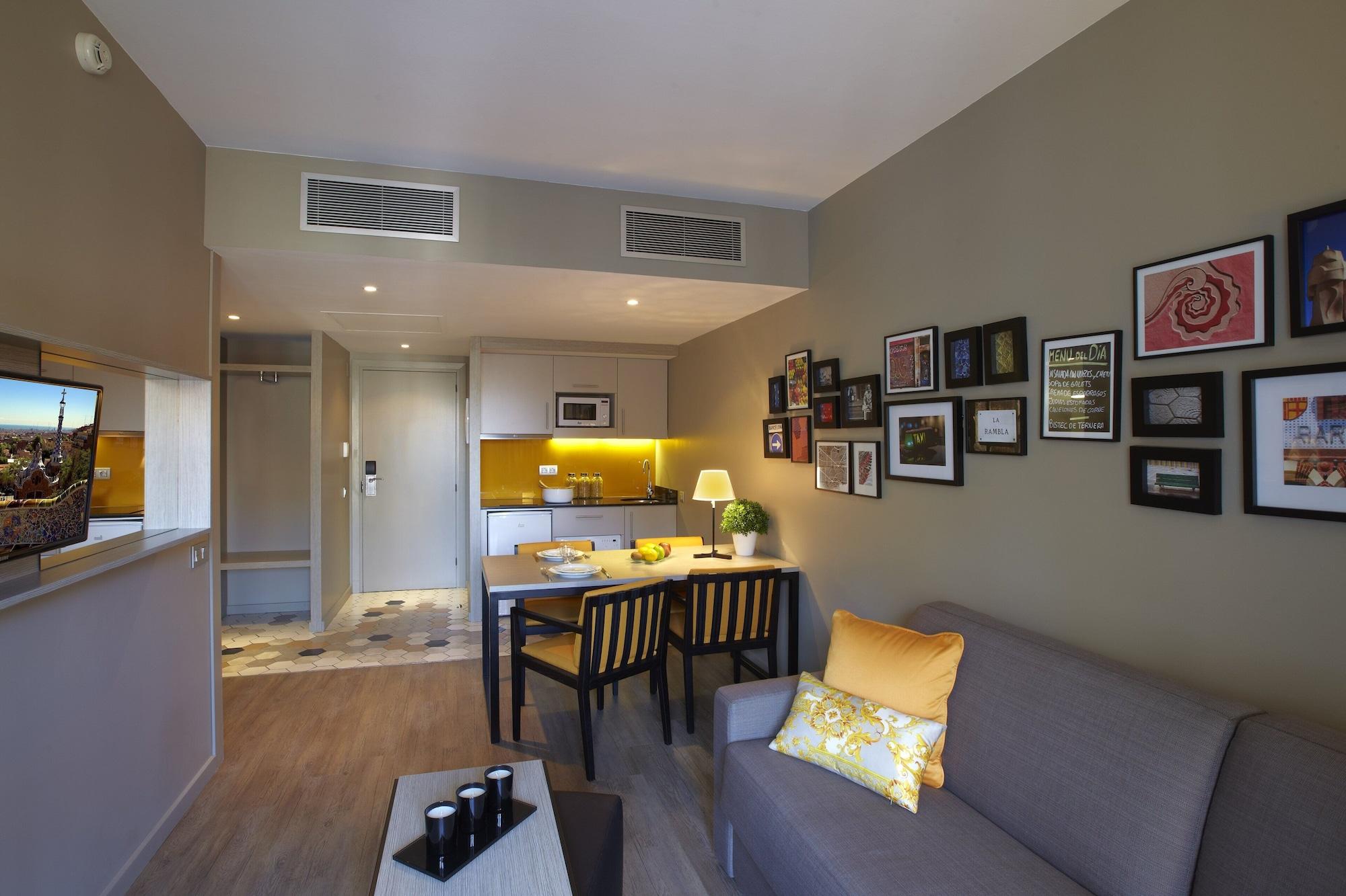 Citadines Ramblas Barcellona Esterno foto
